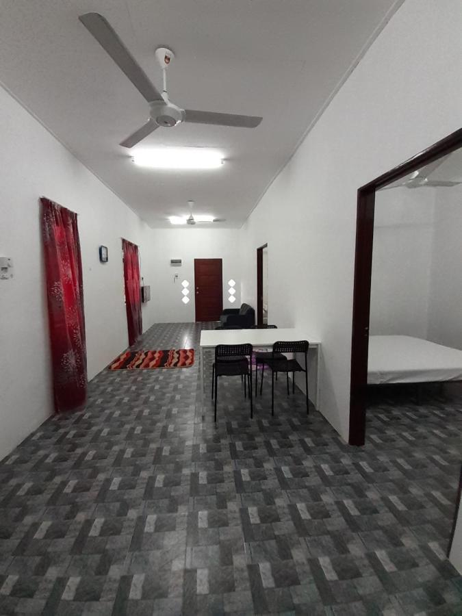 Homestay Idaman B B With 2 Room Aircond 2 Quen Bed And Not Sharing Room -Privacy Куала-Тренгану Экстерьер фото