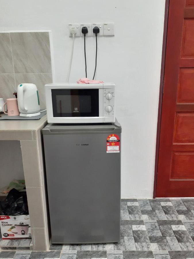 Homestay Idaman B B With 2 Room Aircond 2 Quen Bed And Not Sharing Room -Privacy Куала-Тренгану Экстерьер фото