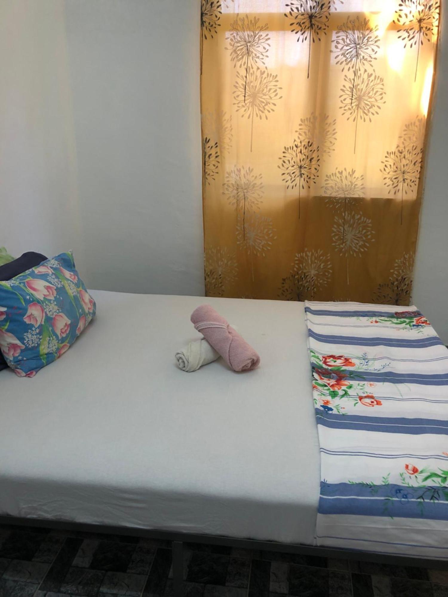 Homestay Idaman B B With 2 Room Aircond 2 Quen Bed And Not Sharing Room -Privacy Куала-Тренгану Экстерьер фото