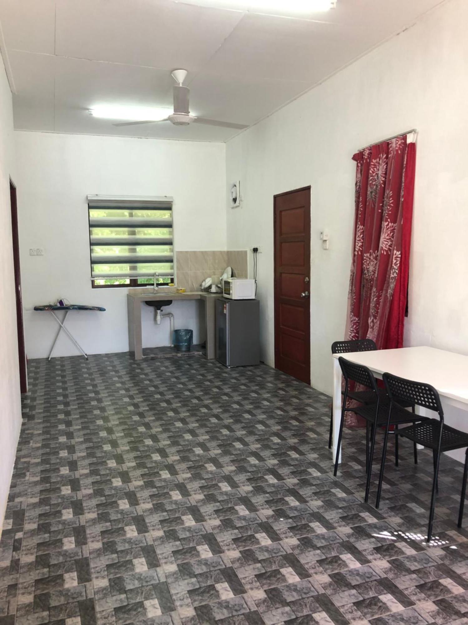 Homestay Idaman B B With 2 Room Aircond 2 Quen Bed And Not Sharing Room -Privacy Куала-Тренгану Экстерьер фото